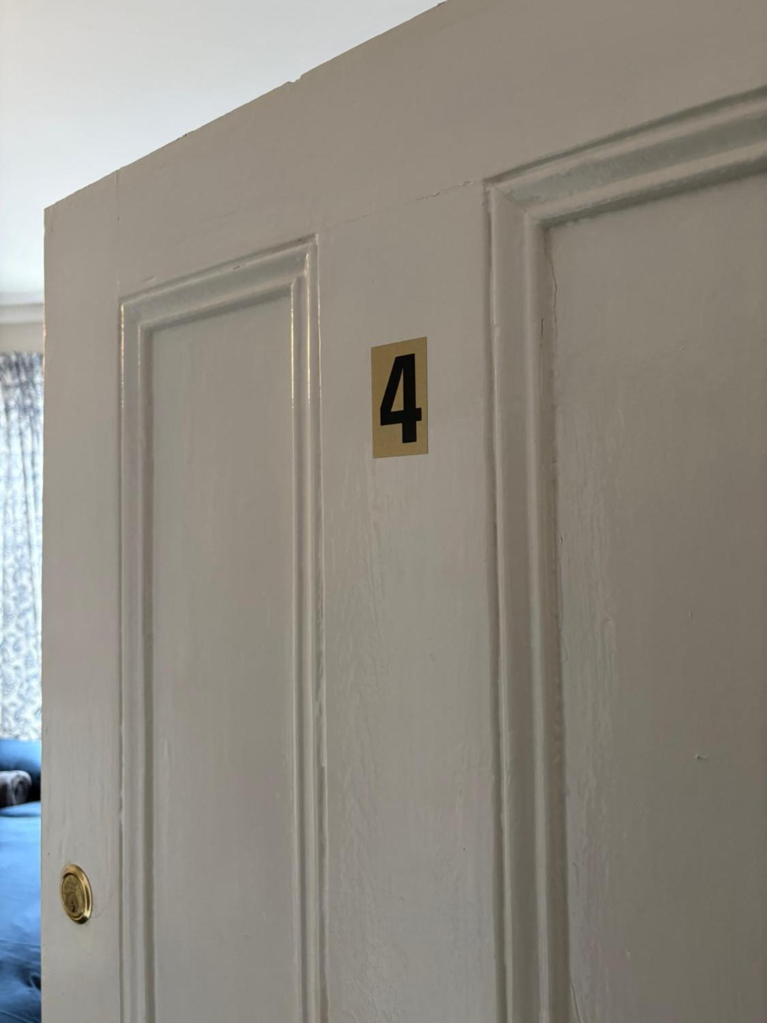 Superb Triple Near Croke Park - 4 * Dublin
